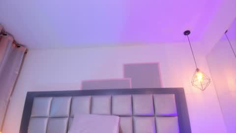 Maddie Ray online show from August 3, 11:38 am