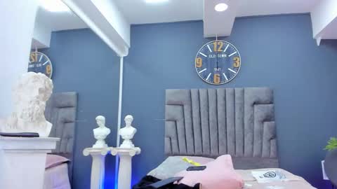 Maddy Moon  online show from March 8, 2:15 am