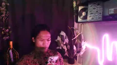 MADISONWILL online show from March 23, 9:14 am