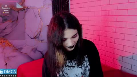 maevekuro online show from June 8, 3:07 am