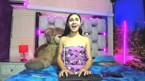 mahiara hot online show from June 23, 1:08 pm