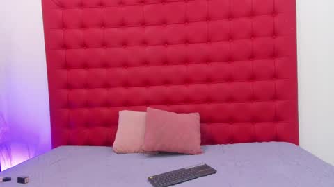 maite_smith69 online show from February 23, 11:55 am