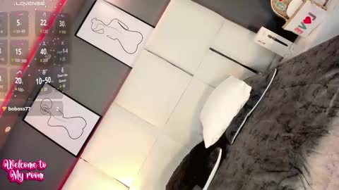 manellyksparklee online show from September 18, 3:06 pm