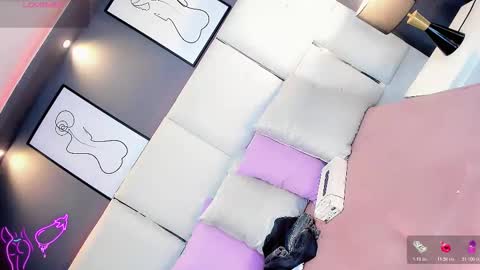 manellyksparklee online show from June 8, 1:10 pm