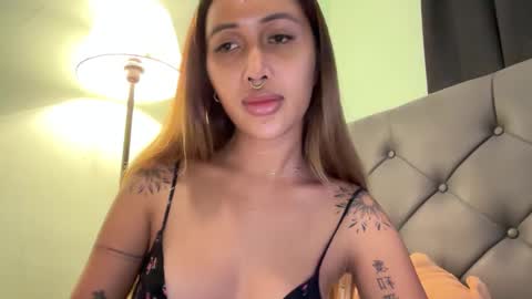 Snapshot of mariafatale_00 chatting on November 1, 5:43 pm Maria online show from November 1, 5:43 pm