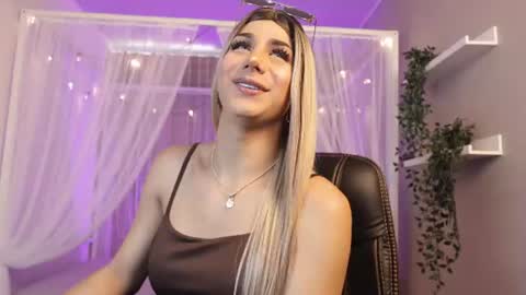 martinaa_rose online show from July 28, 12:48 pm