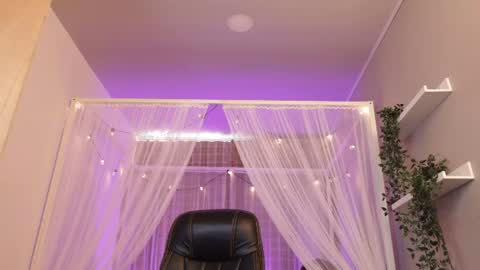martinaa_rose online show from July 28, 4:39 pm