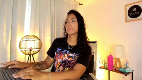 massielhot online show from July 5, 9:10 pm