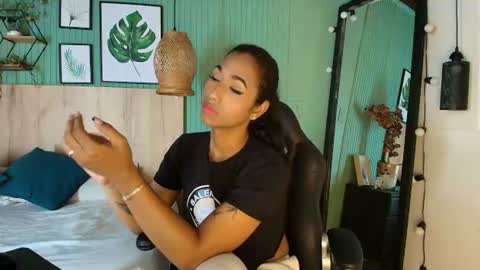 massielhot online show from July 28, 5:24 pm