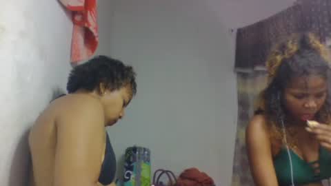 mbotyfeliciaa online show from November 7, 4:23 am