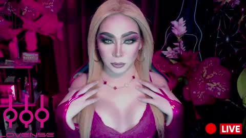 THE QUEEN ALPHA   Queen Medusa Prey online show from January 17, 2:41 am