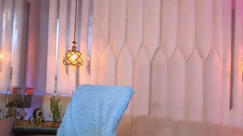 megan do santos online show from June 4, 8:23 pm