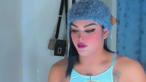 melanie_dolls online show from November 17, 9:58 pm