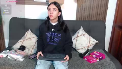 Melany online show from February 22, 11:24 am