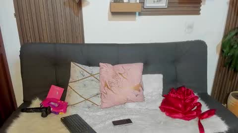 Melany online show from February 28, 11:06 am