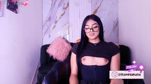 Mhia Kate online show from June 6, 12:12 pm