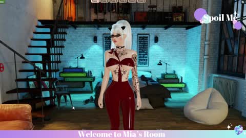 Mia online show from March 30, 5:58 pm