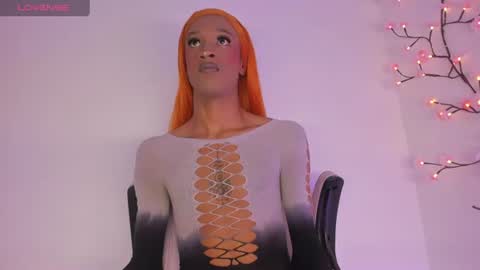mia_royal online show from June 15, 5:59 pm