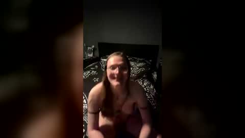 miaslittlesecretxx online show from July 17, 11:33 pm