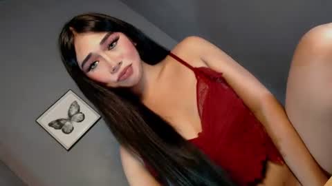 Call me Yhana online show from June 26, 1:26 pm
