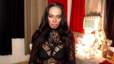 Mistress MikeyAlawi online show from November 18, 2:55 am