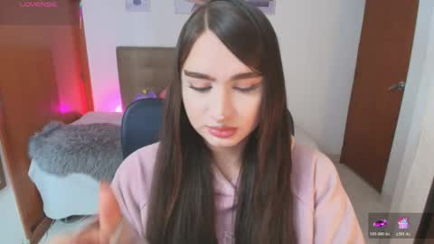 Miley online show from April 15, 2:00 pm