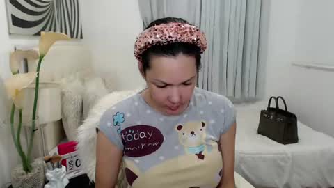 michelle online show from August 5, 7:36 am
