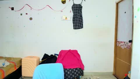 miss_channellx online show from June 24, 8:34 am