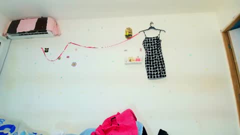 miss_channellx online show from July 18, 9:27 am