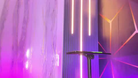 miss_isa19 online show from June 3, 3:38 pm