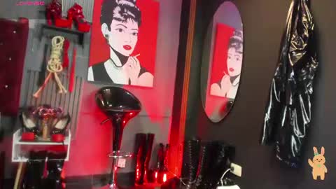Miss Nicole online show from June 22, 11:18 am