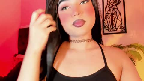 miss_zz online show from December 15, 9:42 pm