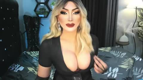 PRIESTESS CHANNEL online show from June 20, 8:12 pm