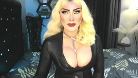 PRIESTESS CHANNEL online show from July 19, 11:25 am