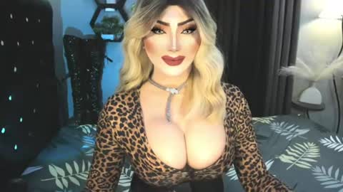 PRIESTESS CHANNEL online show from July 20, 10:39 am