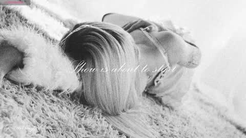 Chloe freelance model Please your thumbs up are important  online show from October 26, 11:34 pm