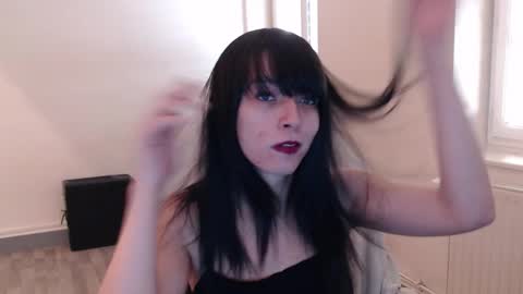 missthon online show from January 29, 3:26 pm