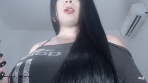ALICE MADANE online show from June 8, 9:36 pm