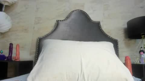 Sophia  online show from June 18, 8:02 pm