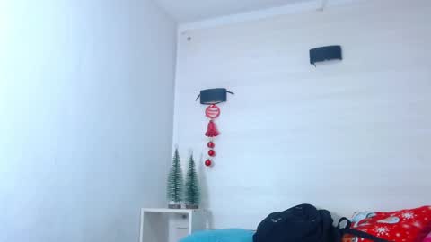 Molly Spears online show from December 28, 11:41 am