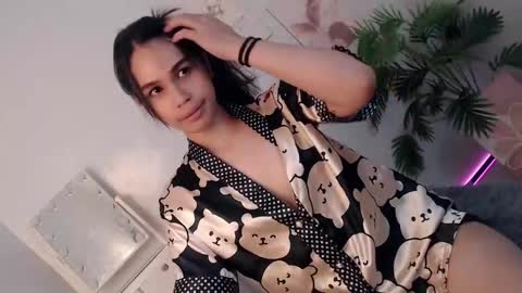 MOMIKHEM online show from October 23, 7:01 am