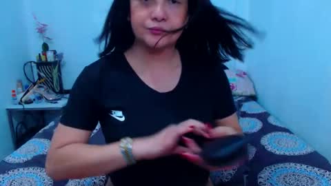mrladybunnycock online show from July 27, 3:46 am