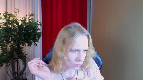 Barbie online show from November 21, 10:16 am