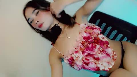 mscherry_ online show from June 5, 7:36 am