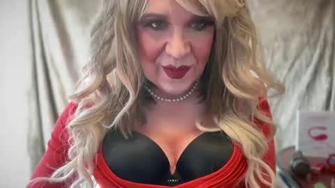 Snapshot of mskarentoy chatting on January 22, 8:06 pm mskarentoy online show from January 22, 8:06 pm