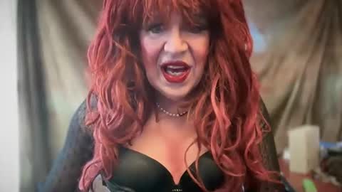 Snapshot of mskarentoy chatting on February 28, 9:55 pm mskarentoy online show from February 28, 9:55 pm