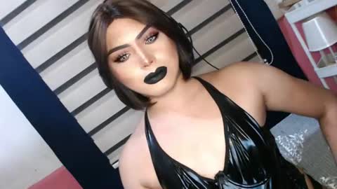 SUPPORT GODDESS TRISHA  AND DONT FORGET TO FOLLOW ME online show from June 29, 6:51 pm