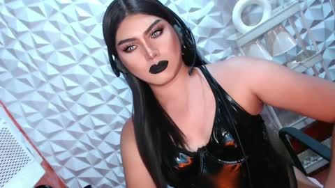 SUPPORT GODDESS TRISHA  AND DONT FORGET TO FOLLOW ME online show from July 1, 7:03 pm