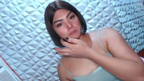 SUPPORT GODDESS TRISHA  AND DONT FORGET TO FOLLOW ME online show from July 4, 9:14 am