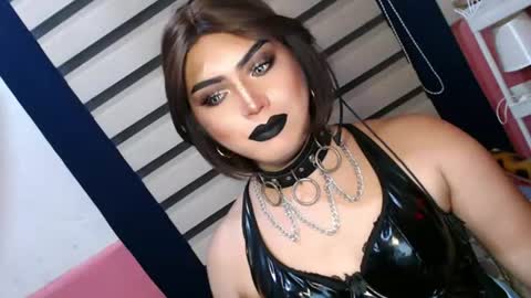 SUPPORT GODDESS TRISHA  AND DONT FORGET TO FOLLOW ME online show from July 21, 2:20 pm